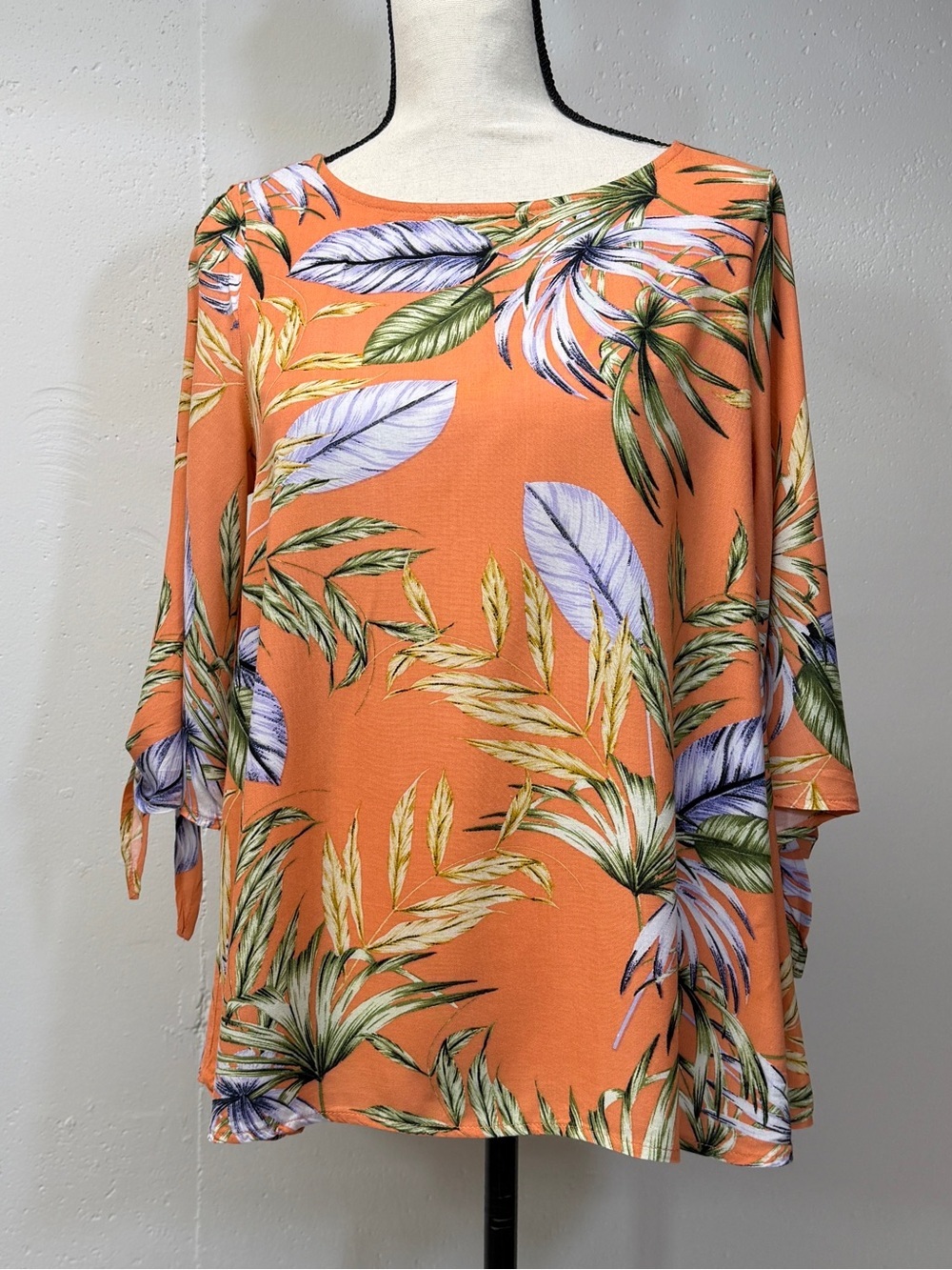 Pretty Orange Tropical Print flowy Top sz 8